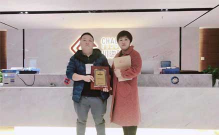 昆明的段先生自己開了家超市