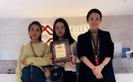 廣西的兩姐妹了解到冒菜項目很感興趣