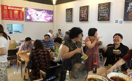 新手加盟冒菜店有哪些注意事項?