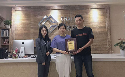 浙江臺州的柯女士夫婦成功與帽牌貨簽約