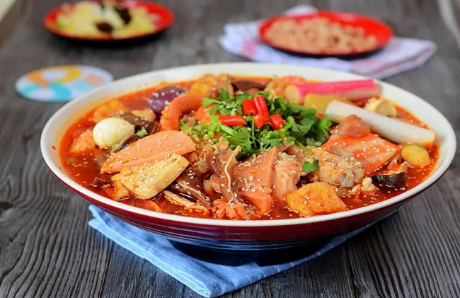 上海冒菜加盟，快樂創業，爆紅市場