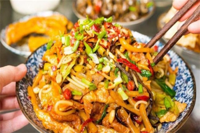 1682046683125574.jpeg 【云南冒菜】加盟費:開啟美食創業之旅