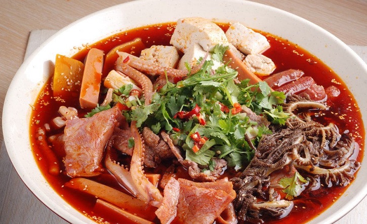 冒菜加盟哪家好？帽牌貨告訴你真相