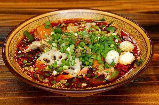 哪個品牌的冒菜加盟好?品牌選擇的重要性