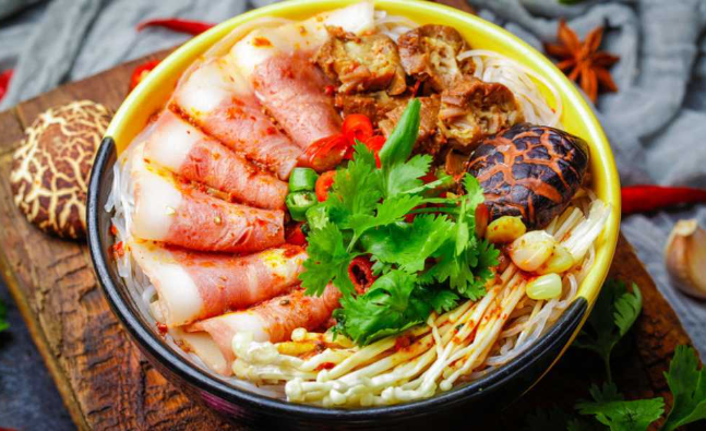 成都冒菜加盟費多少？想做餐飲的看過來