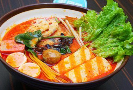 麻辣燙加盟好還是自己開好