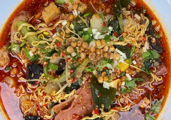 冒菜和缽缽雞的區別是什么