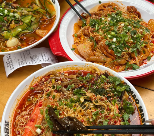 冒菜店選商場(chǎng)還是社區(qū)比較好呢?